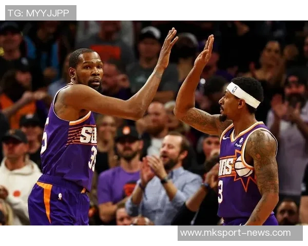 杜兰特分享关键时刻决策心得传球与个人进攻的微妙平衡